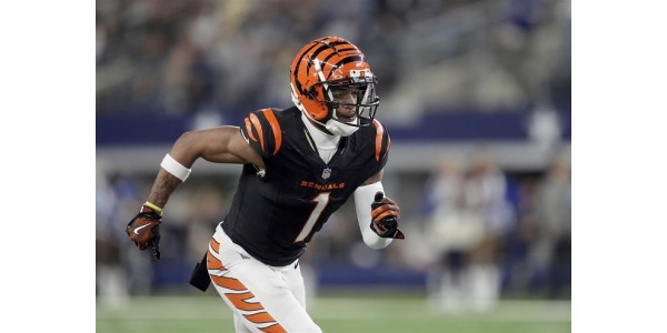Cincinnati Bengals erbjuder den högsta lönen till wide receiver i ligan för att behålla spelaren Cincinnati Bengals erbjuder den högsta lönen till wide receiver i ligan för att behålla spelaren